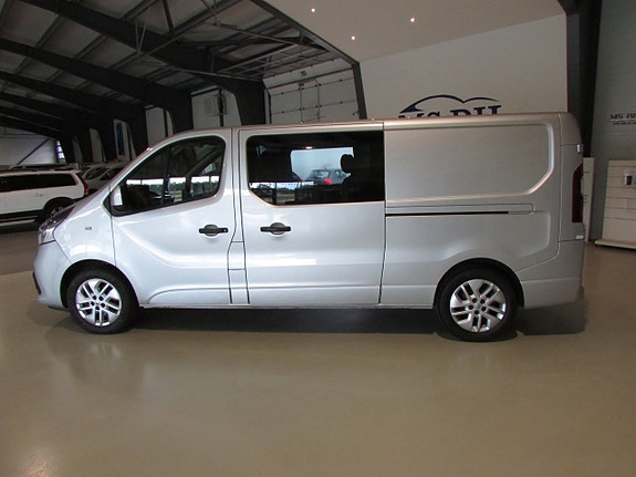 Renault Trafic 8 of 18