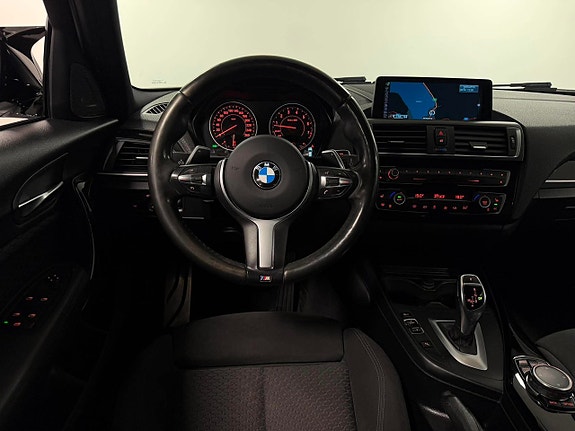 BMW M140i 12 of 20