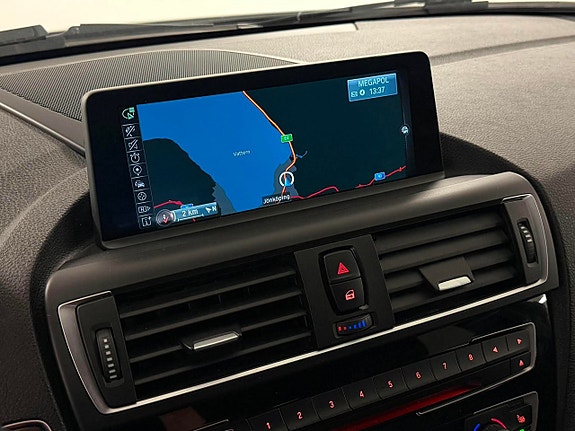 BMW M140i 16 of 20
