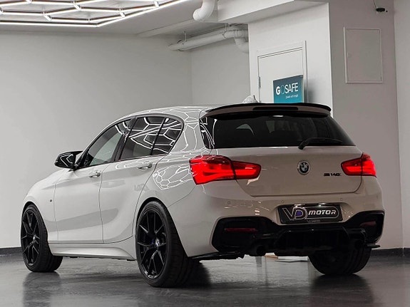 BMW M140i 3 of 5