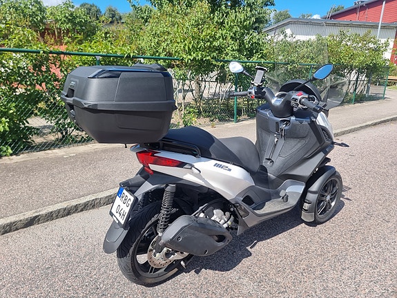Piaggio MP3 300 HPE 5 of 7