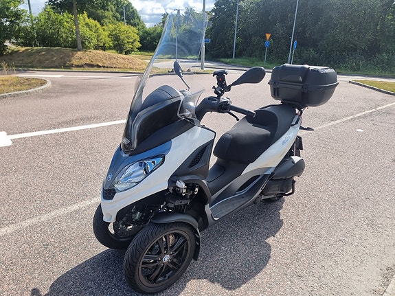 Piaggio MP3 300 HPE 7 of 7