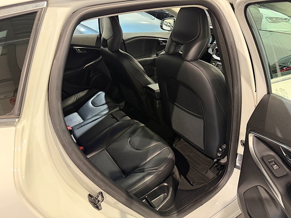 Volvo V40 20 of 21