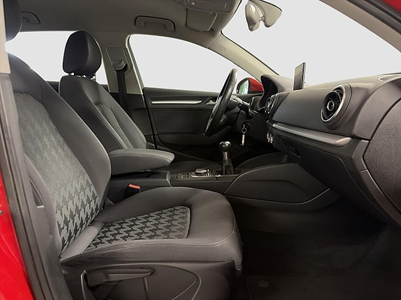 Audi A3 4 of 14