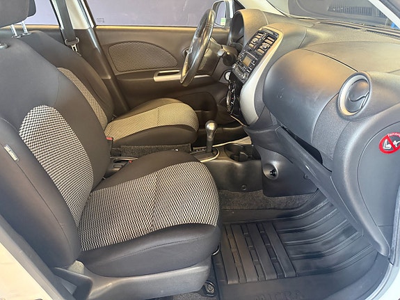 Nissan Micra 4 of 6
