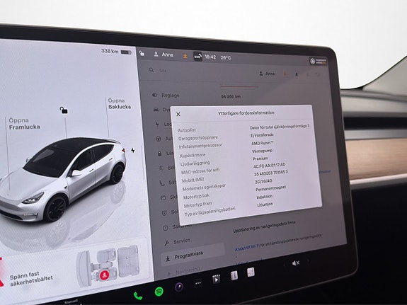 Tesla Model Y 22 of 30