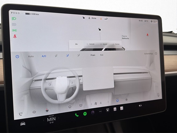 Tesla Model Y 19 of 30