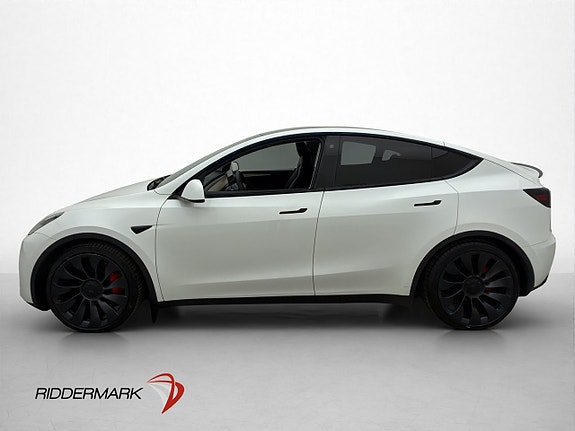 Tesla Model Y 5 of 30