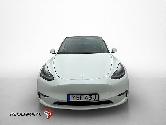 Tesla Model Y 3 of 30