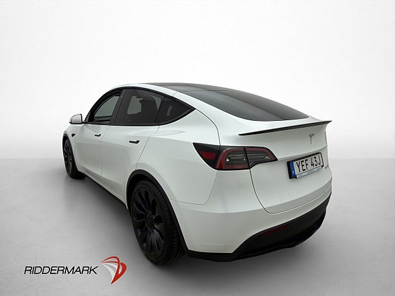 Tesla Model Y 6 of 30