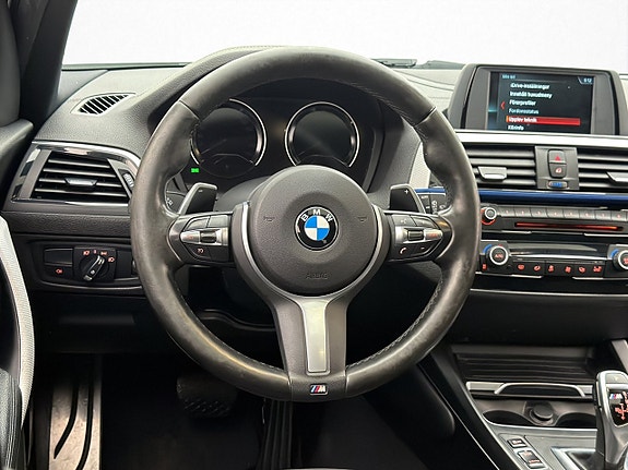 BMW M140i 12 of 30