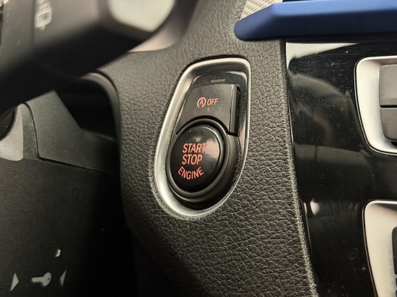 BMW M140i 16 of 30