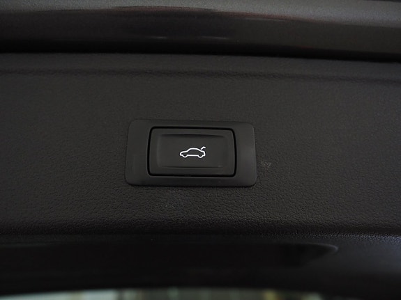 Audi A4 23 of 25
