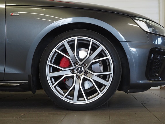 Audi A4 8 of 25