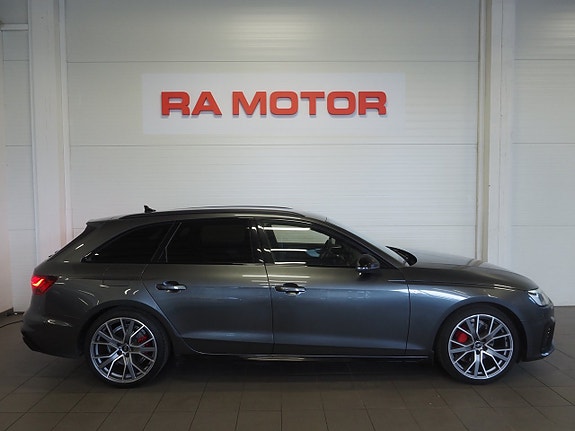 Audi A4 4 of 25