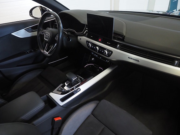 Audi A4 9 of 25