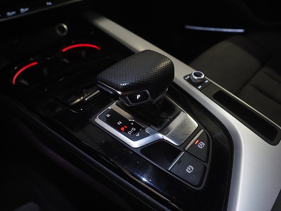 Audi A4 17 of 25
