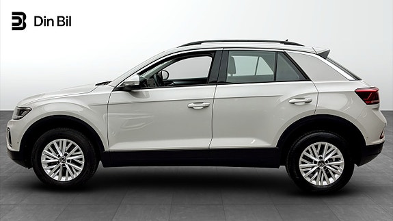 Volkswagen T-Roc 2 of 12