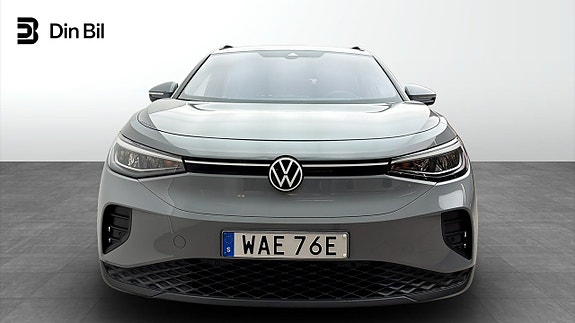 Volkswagen ID.4 4 of 12