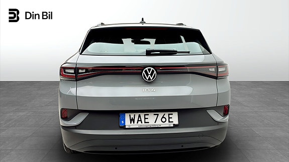Volkswagen ID.4 5 of 12