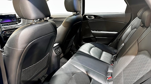 Kia XCeed 12 of 21