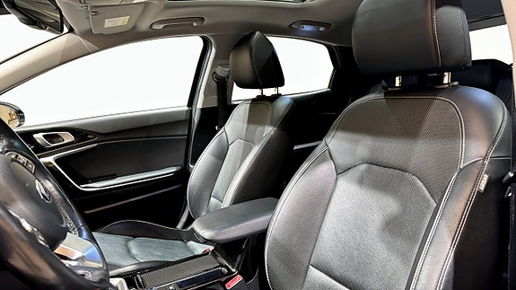 Kia XCeed 8 of 21