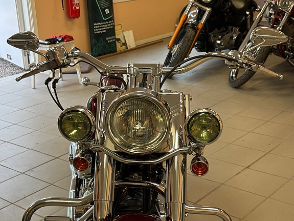 Harley-Davidson Fat Boy 1.4 Twin Cam 88B / Endast 1297 mil 17 of 21