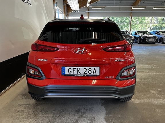 Hyundai Kona 5 of 5