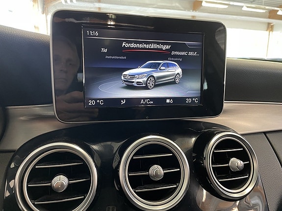 Mercedes-Benz C220 17 of 24