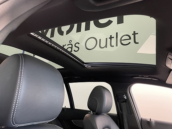 Mercedes-Benz C220 14 of 24