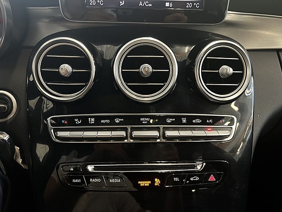 Mercedes-Benz C220 16 of 16