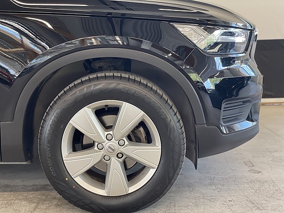 Volvo XC40 5 of 20
