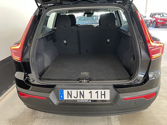 Volvo XC40 9 of 20
