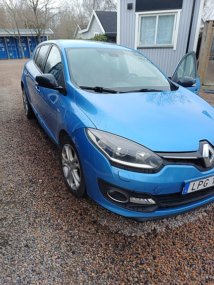 Renault Megane III 3 of 5