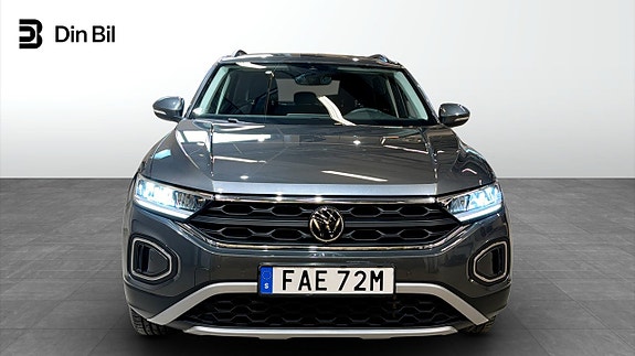 Volkswagen T-Roc 4 of 19