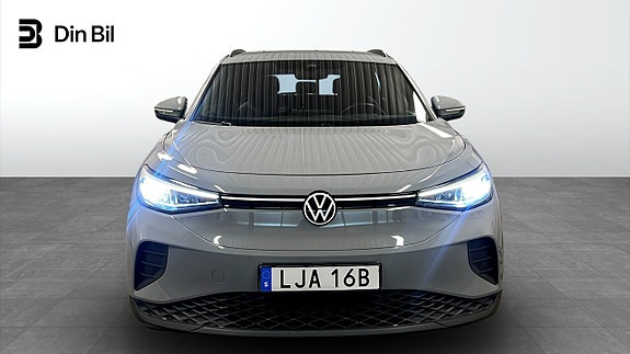 Volkswagen ID.4 4 of 18