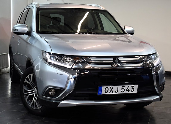 Mitsubishi Outlander 2 of 5