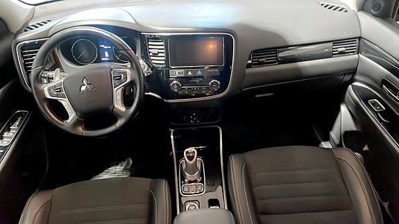Mitsubishi Outlander 4 of 5