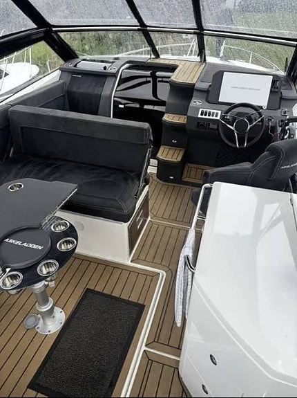 Askeladden C83 Cruiser / Mercury V10 Verado 350 HK / 2022 8 of 9