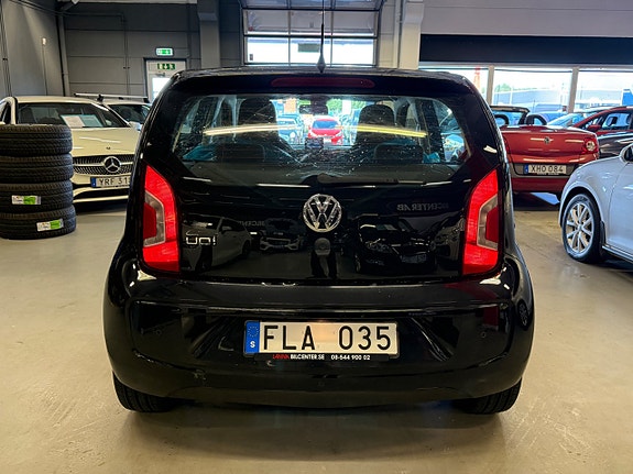 Volkswagen UP! 8 of 21
