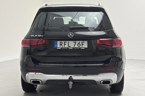 Mercedes-Benz GLB180 10 of 14