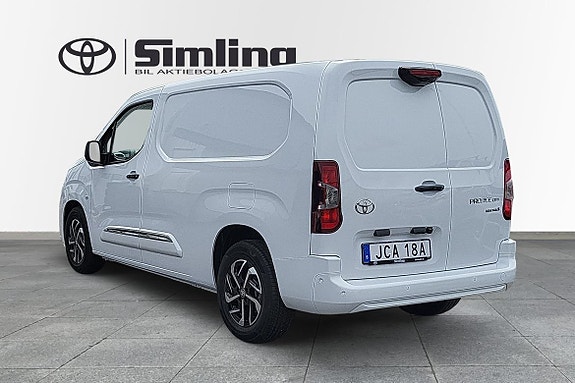 Toyota Proace City 2 of 5