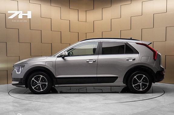 Kia Niro 2 of 5