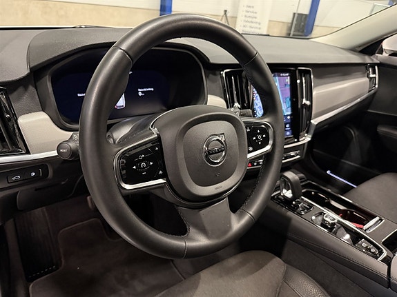 Volvo V90 15 of 22