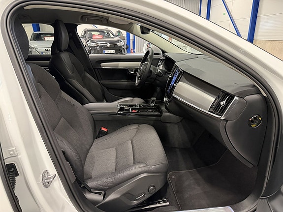 Volvo V90 13 of 22