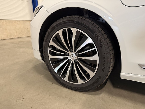 Volvo V90 20 of 22