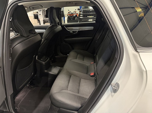 Volvo V90 9 of 22