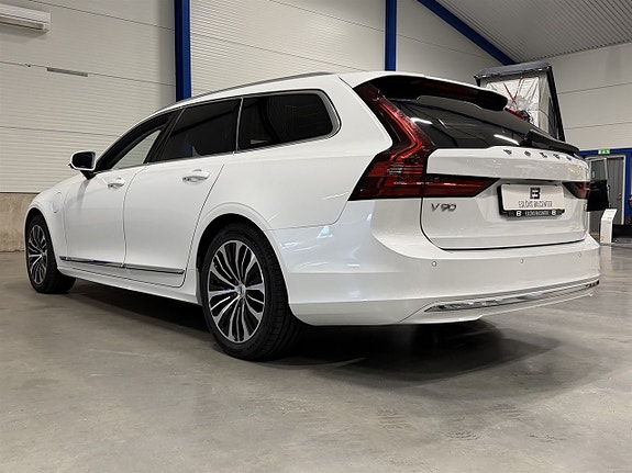 Volvo V90 4 of 22