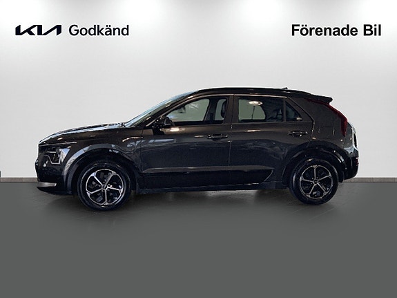 Kia Niro 2 of 15