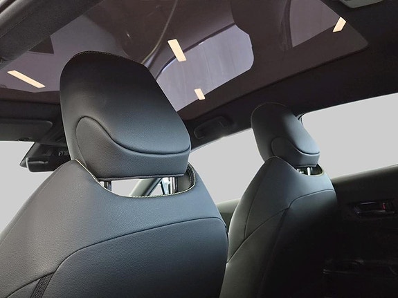 Toyota C-HR 12 of 12